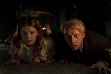 Daphne Hoskins, Rupert Grint - Guillermo del Toro's Cabinet of Curiosities - Dreams in the Witch House - Photos