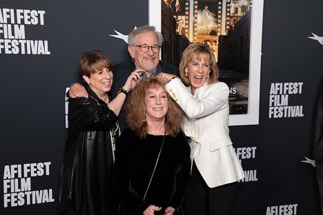 Special screening of THE FABELMANS at the AFI Fest at the TCL Chinese Theatre on November 06, 2022 in Hollywood, CA, USA - Steven Spielberg, Anne Spielberg - Fabelmanowie - Z imprez