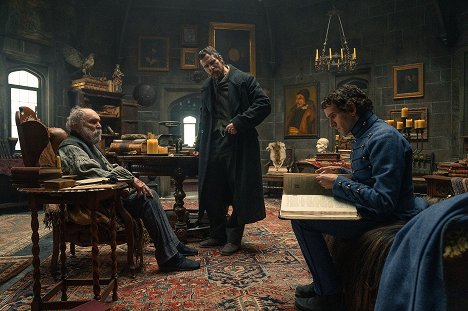 Robert Duvall, Christian Bale, Harry Melling - Los crímenes de la academia - De la película