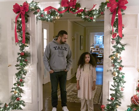 Kal Penn, Rupali Redd - The Santa Clauses - Chapter One: Good to Ho - Photos