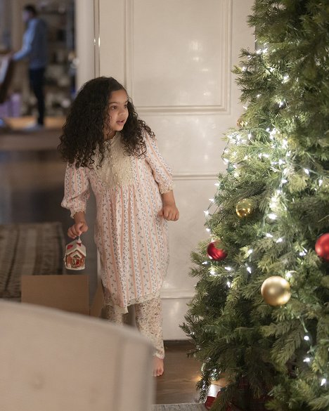 Rupali Redd - The Santa Clauses - Chapter One: Good to Ho - De filmes