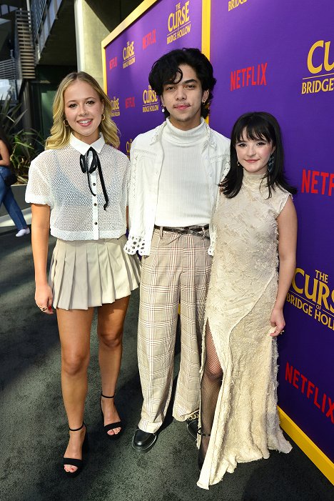 The Curse Of Bridge Hollow Netflix Special Screening In Los Angeles at TUDUM Theater on October 08, 2022 in Hollywood, California - Holly J. Barrett, Myles Perez, Abi Monterey - Klątwa Bridge Hollow - Z imprez