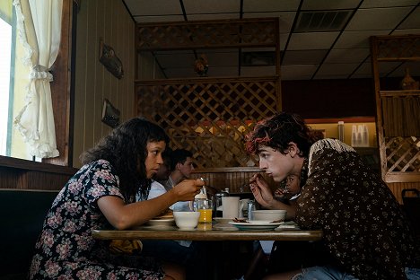 Taylor Russell, Timothée Chalamet - Bones and All - Photos