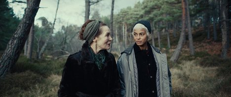 Alice Krige, Kota Eberhardt - She Will - De la película