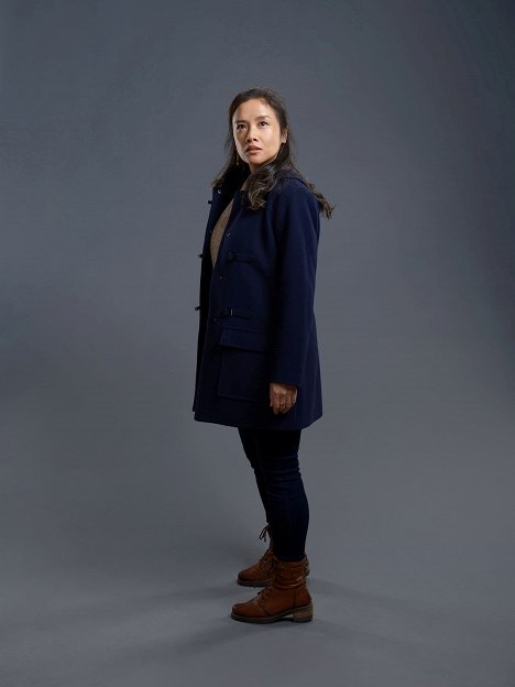 Michelle Vergara Moore - La brea - Season 2 - Promóció fotók