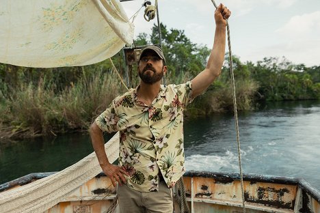 Justin Theroux - The Mosquito Coast - Least Concern Species - Photos