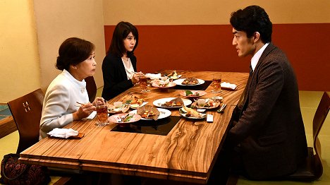 Miyako Yamaguchi, Aimi Satsukawa, Ryohei Otani - Kekkon aite wa čúsen de - Episode 6 - Filmfotos