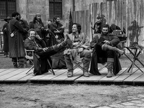 Romain Duris, François Civil, Pio Marmaï - Tři mušketýři: D'Artagnan - Z natáčení