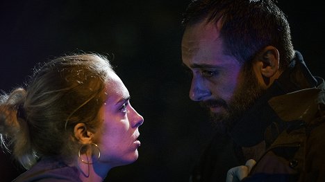 Magdalena Koleśnik, Michal Zurawski - Kruk - Jak tu ciemno - Do filme