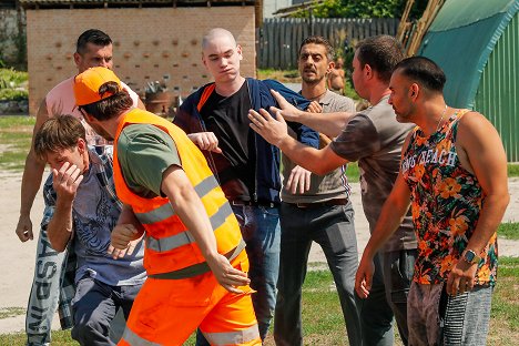 Krisztián Csákvári, Gábor Nagypál, Dávid Csányi - A Nagy Fehér Főnök - Episode 4 - Photos