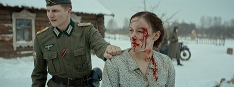Polina Černyšova - Rudý přízrak - Z filmu