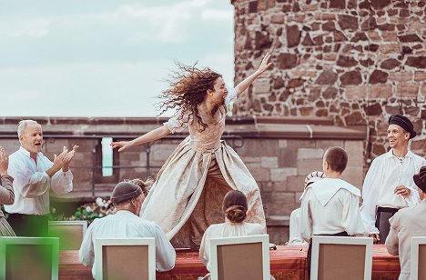 Mina Christ - Sechs auf einen Streich: Die Gänseprinzessin - Van film