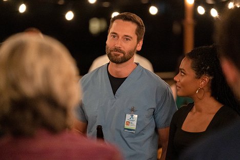 Ryan Eggold, Freema Agyeman - New Amsterdam - We're in This Together - Film