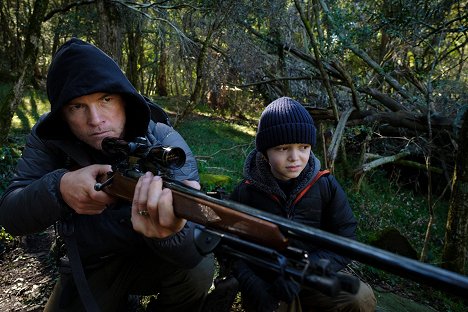 Sam Worthington, Gilbert Bradman - Sniper Redemption - Film