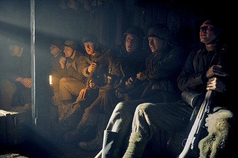 Adrian Grünewald, Felix Kammerer, Aaron Hilmer - All Quiet on the Western Front - Photos