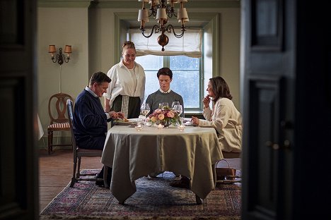 Magnus Roosmann, Edvin Ryding, Pernilla August - Young Royals - Season 2 - Photos