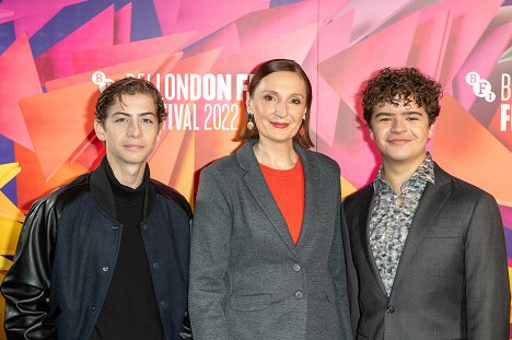 Premiere Screening of "My Father's Dragon" during the 66th BFI London Film Festival at NFT1, BFI Southbank, on October 8, 2022 in London, England - Jacob Tremblay, Nora Twomey, Gaten Matarazzo - Tátův drak - Z akcií
