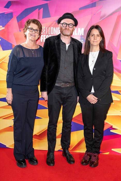 Premiere Screening of "My Father's Dragon" during the 66th BFI London Film Festival at NFT1, BFI Southbank, on October 8, 2022 in London, England - Bonnie Curtis, Paul Young, Julie Lynn - Tátův drak - Z akcí