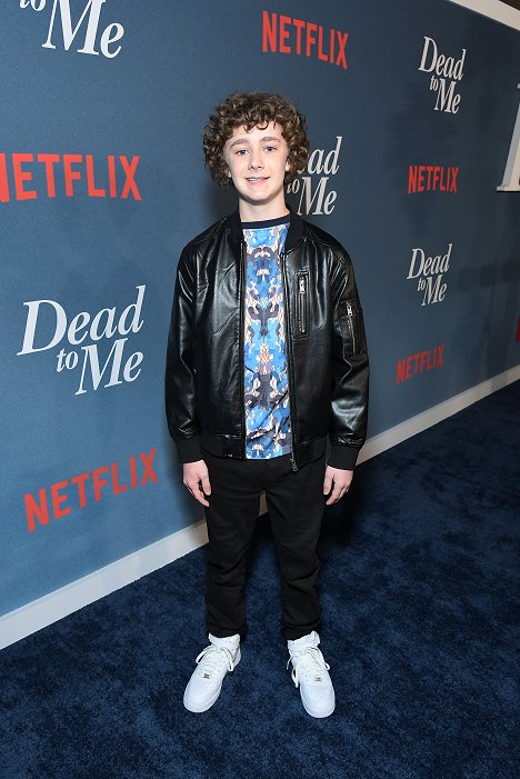 Los Angeles Premiere Of Netflix's 'Dead To Me' Season 3 held at the Netflix Tudum Theater on November 15, 2022 in Hollywood, Los Angeles, California, United States - Luke Roessler - Disque Amiga para Matar - Season 3 - De eventos