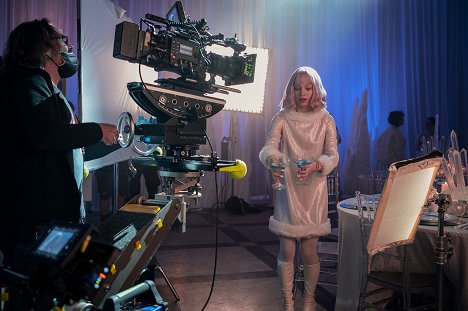 Emma Myers - Mercredi - Le Bal des malheurs - Tournage