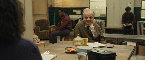 Toby Jones - Empire of Light - Photos