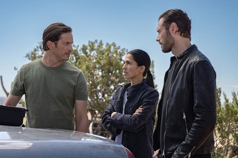 Oliver Hudson, Elodie Yung, Adan Canto - The Cleaning Lady - Spousal Privilege - Photos