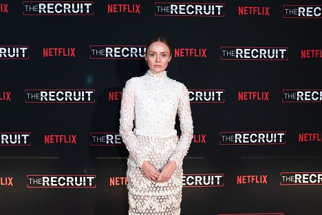 Special screening of Netflix series "THE RECRUIT" at the International Spy Museum on December 13, 2022, in Washington, DC - Laura Haddock - Rekrut - Z akcií