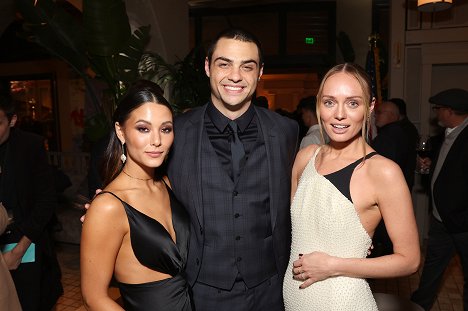 Netflix's The Recruit Los Angeles Premiere at The Grove AMC on December 08, 2022 in Los Angeles, California - Fivel Stewart, Noah Centineo, Laura Haddock - The Recruit - Tapahtumista