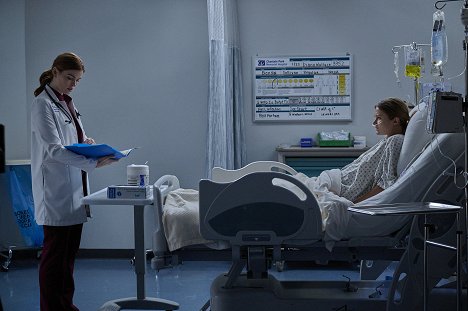 Kaley Ronayne, June Schreiner - The Resident - It Won't Be Like This for Long - De la película