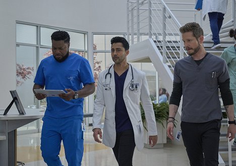 Malcolm-Jamal Warner, Manish Dayal, Matt Czuchry - A rezidens - Family Day - Filmfotók