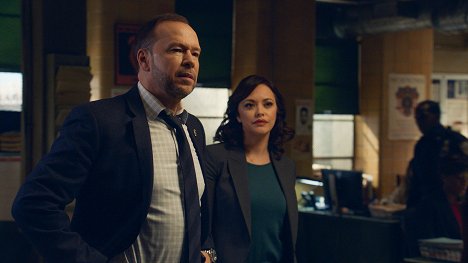 Donnie Wahlberg, Marisa Ramirez - Zsaruvér - Álláspont - Filmfotók