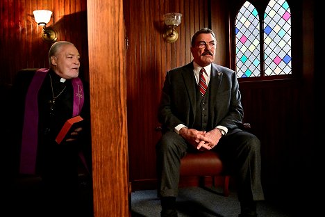 Stacy Keach, Tom Selleck - Blue Bloods - The Reagan Way - Do filme