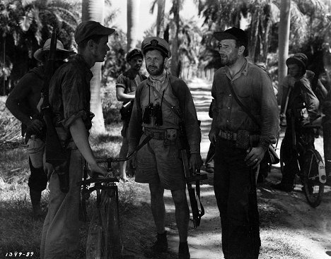 Robert Montgomery, John Wayne - They Were Expendable - Photos