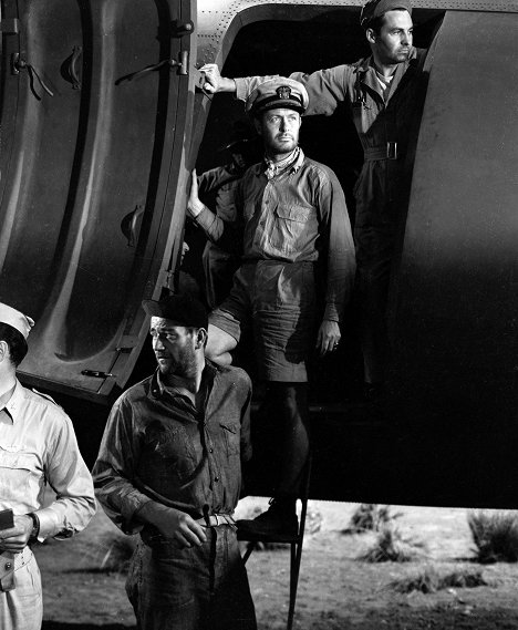 John Wayne, Robert Montgomery - They Were Expendable - Photos