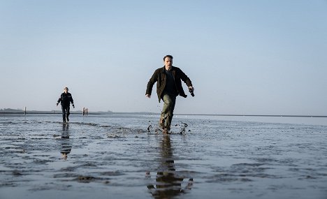 Hendrik Duryn - Dünentod - Ein Nordsee-Krimi - Das Grab am Strand - Van film