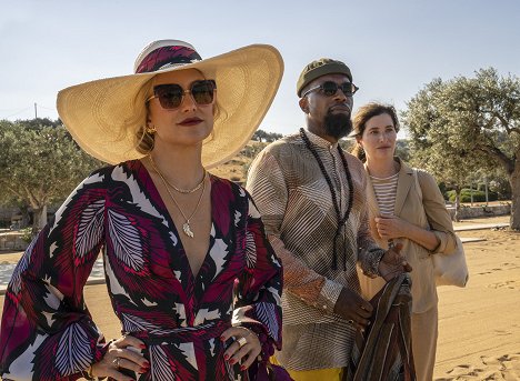 Kate Hudson, Leslie Odom Jr., Kathryn Hahn - Tőrbe ejtve - Az üveghagyma - Filmfotók