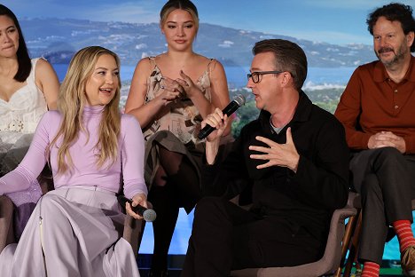 "Glass Onion: A Knives Out Mystery” Press Conference on November 14, 2022 in Los Angeles, California - Kate Hudson, Madelyn Cline, Edward Norton, Ram Bergman - Glass Onion: A Knives Out Mystery - Events