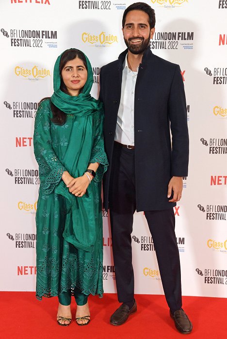 BFI London Film Festival closing night gala for "Glass Onion: A Knives Out Mystery" at The Royal Festival Hall on October 16, 2022 in London, England - Malala Yousafzai - Tőrbe ejtve - Az üveghagyma - Rendezvények