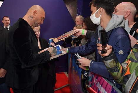 BFI London Film Festival closing night gala for "Glass Onion: A Knives Out Mystery" at The Royal Festival Hall on October 16, 2022 in London, England - Dave Bautista - Na nože: Glass Onion - Z akcií