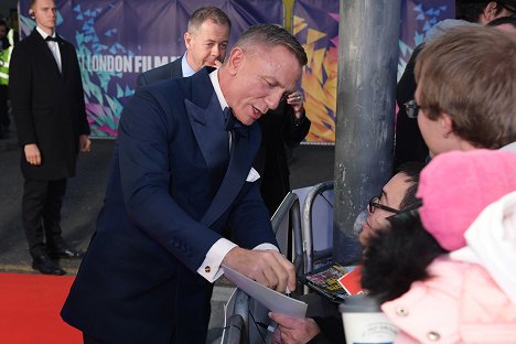 BFI London Film Festival closing night gala for "Glass Onion: A Knives Out Mystery" at The Royal Festival Hall on October 16, 2022 in London, England - Daniel Craig - Glass Onion: Veitset esiin -mysteeri - Tapahtumista