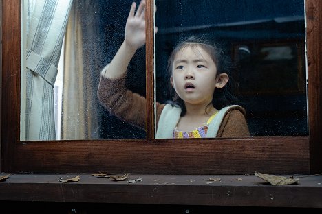 Kristen Cui - Llaman a la puerta - De la película