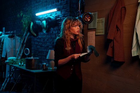 Natasha Lyonne - Poker Face - Theater des Todes - Filmfotos