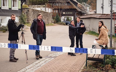 Hans-Jochen Wagner, Eva Löbau, Tonio Schneider, Canan Samadi - Tatort - Unten im Tal - Photos