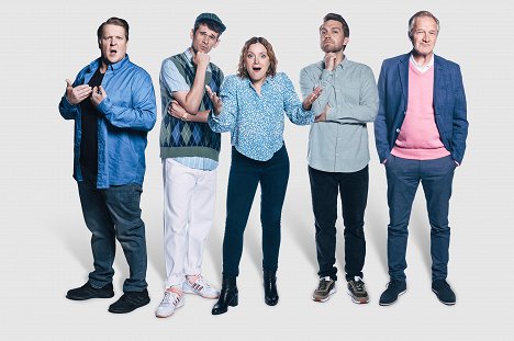 Santtu Karvonen, Samuli Niittymäki, Elena Leeve, Jarkko Niemi, Taneli Mäkelä - Sunnuntailounas - Season 4 - Werbefoto