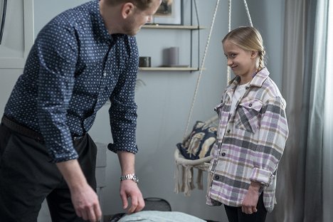 Antti Luusuaniemi, Minetta Hämäläinen - Syke - Syvään päähän 1/4 - Filmfotos