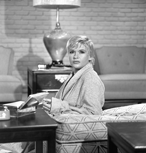 Jayne Mansfield - The Alfred Hitchcock Hour - Hangover - Do filme