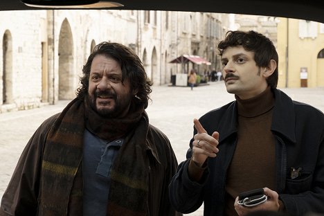 Pasquale Petrolo, Fabio Rovazzi - Con chi viaggi - Kuvat elokuvasta