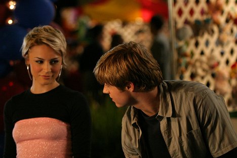 Samaire Armstrong, Ben McKenzie - The O.C. - The Heights - Photos