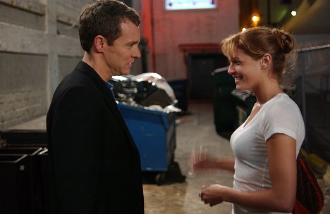 Tate Donovan, Amanda Righetti - O.C. - L.A. - Z filmu