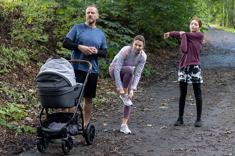 Filip Blažek, Berenika Kohoutová, Denisa Biskupová - Jedna rodina - Harmonogram - Z filmu